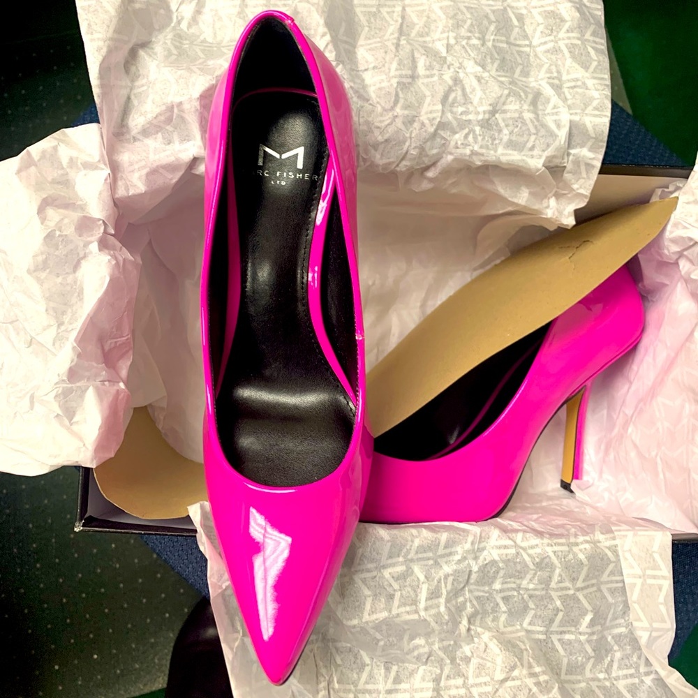 New Marc Fisher Everly4 pumps
